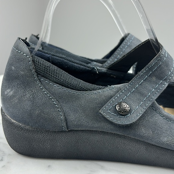 CLOUD EASE EARTH SPIRIT size 8 - Picture 3 of 8